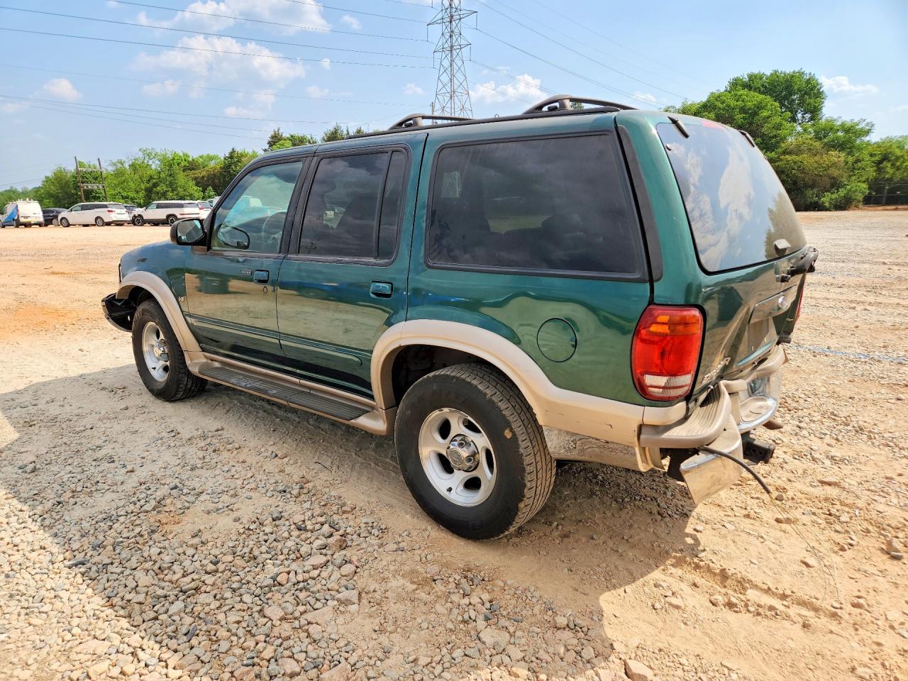 2001 Ford Explorer Eddie Bauer - Image 2