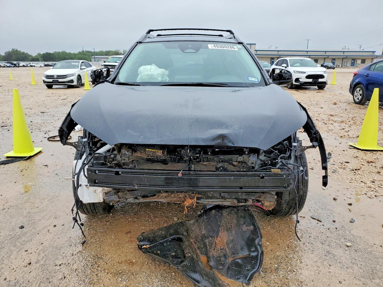 2024 Toyota Corolla Cross Xle - Image 5