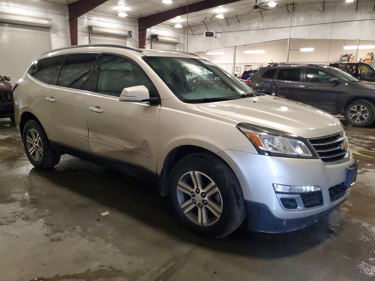 2017 Chevrolet Traverse Lt - Image 4