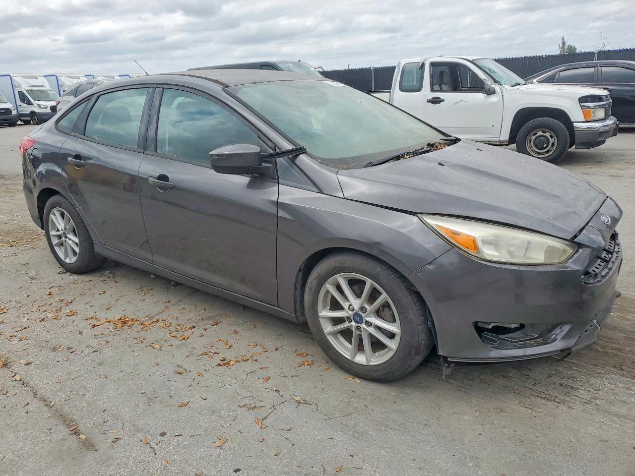 2018 Ford Focus Se - Image 4