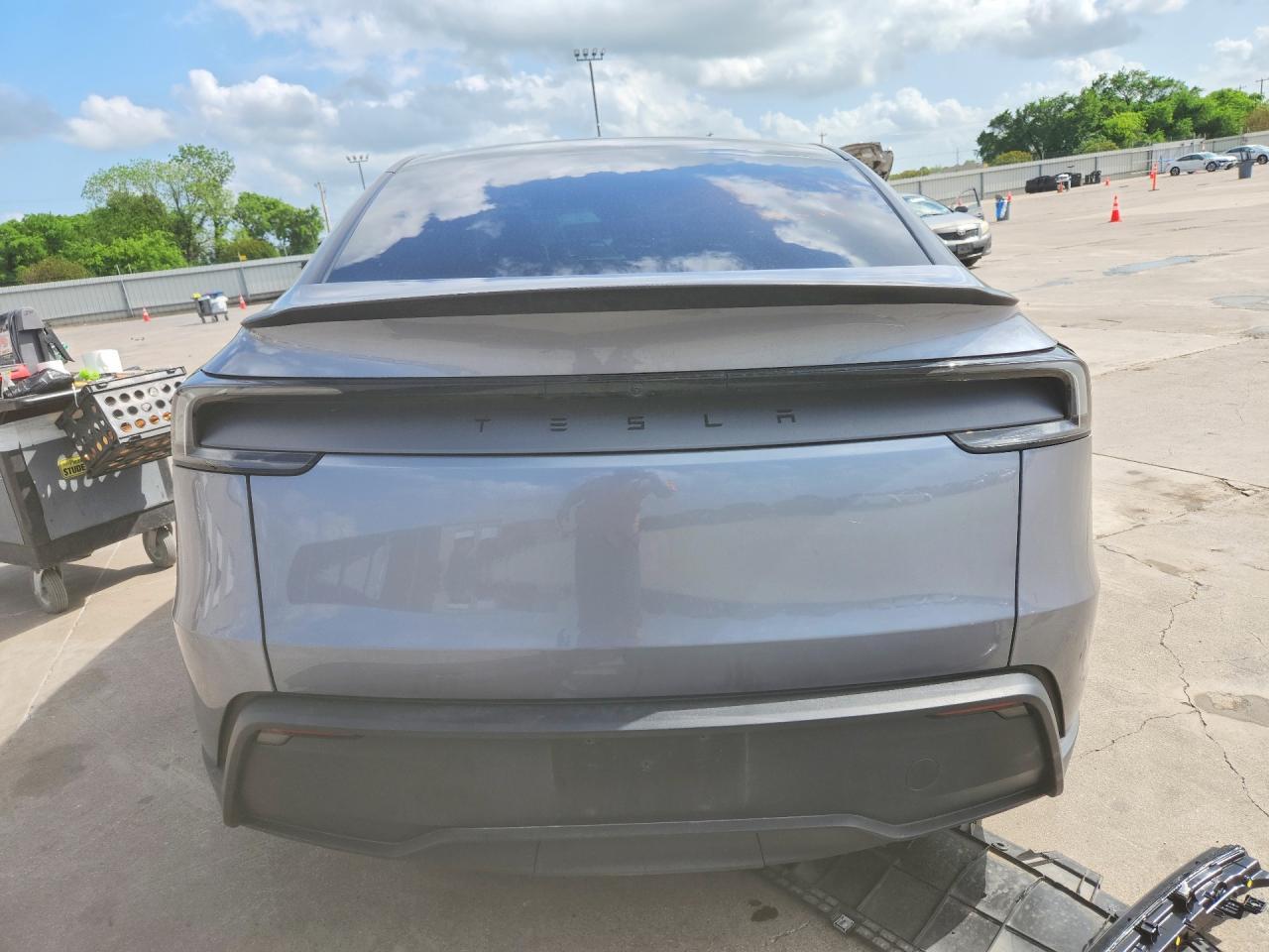2026 Tesla Model Y - Фото 6