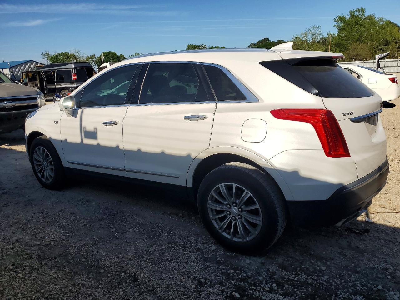 2018 Cadillac Xt5 Luxury - Фото 2