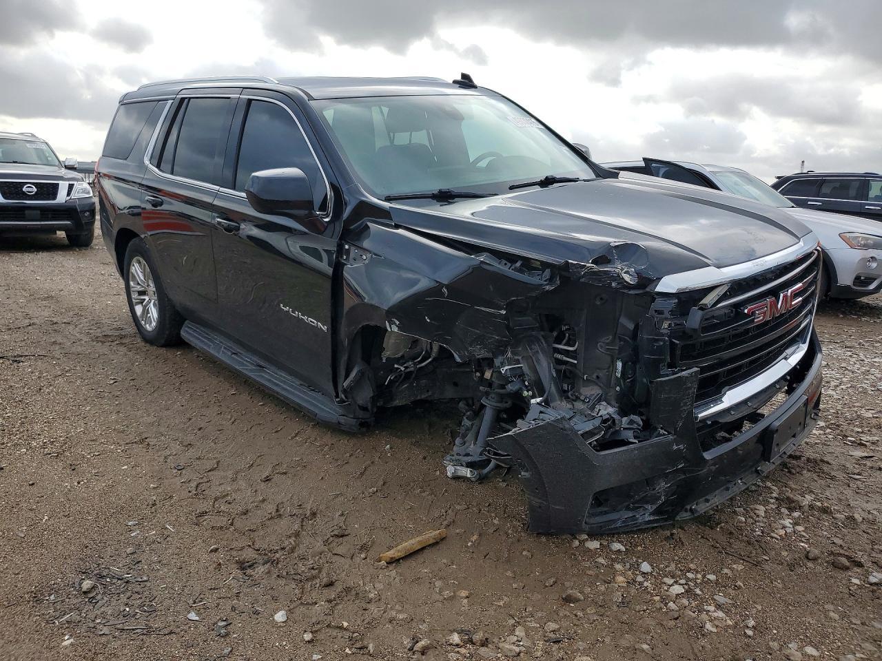 2022 GMC Yukon Sle - Фото 4