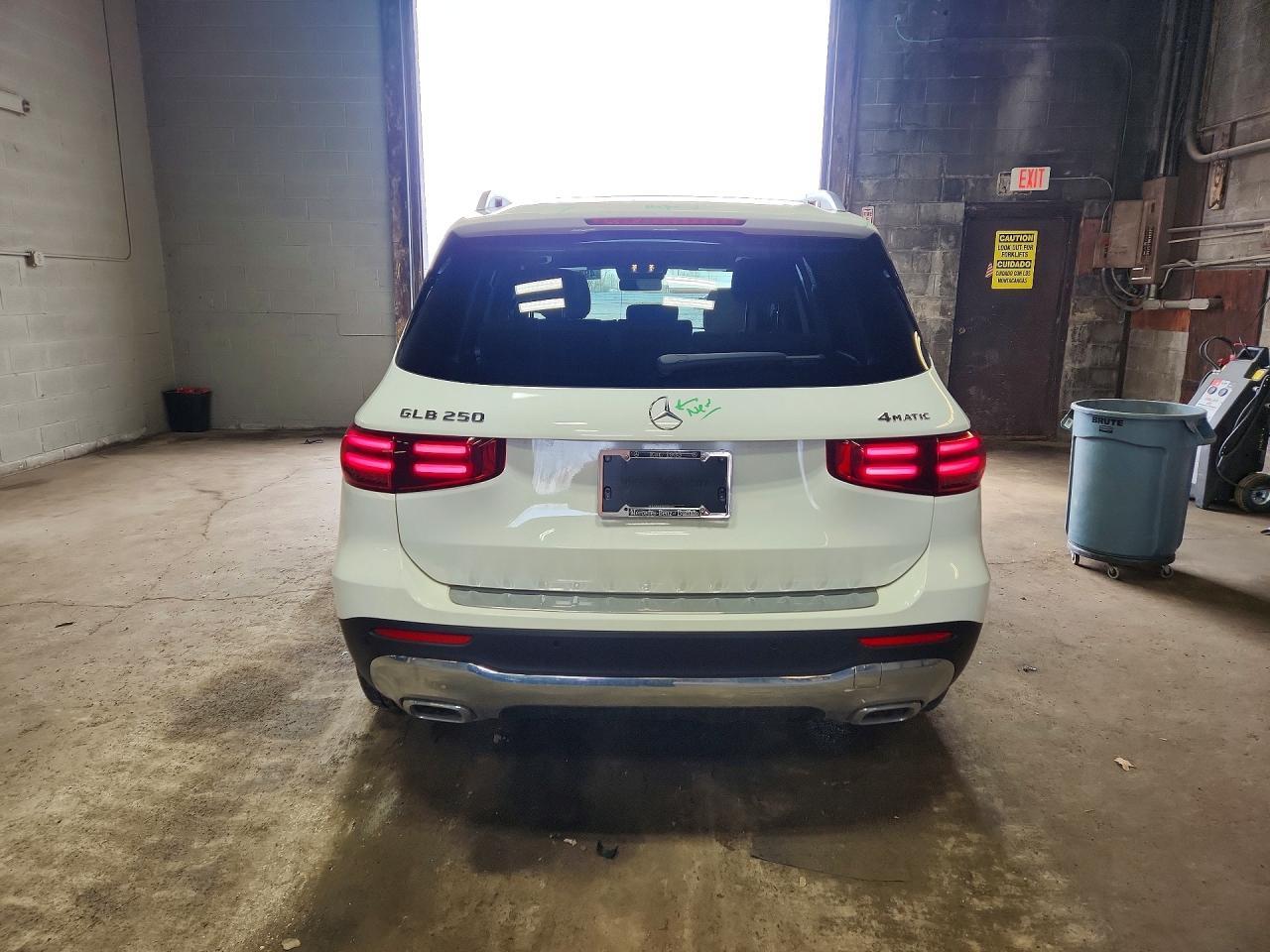 2024 Mercedes-Benz Glb 250 4Matic - Image 6