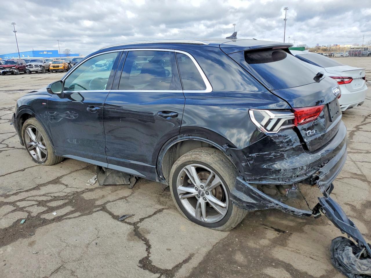 2021 Audi Q3 Premium S Line 45 - Фото 2