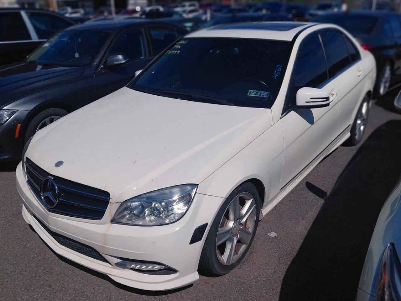 2011 Mercedes-Benz C 300 4Matic - Фото 2