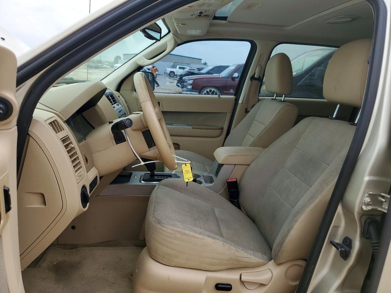 2011 Ford Escape Xlt - Image 7