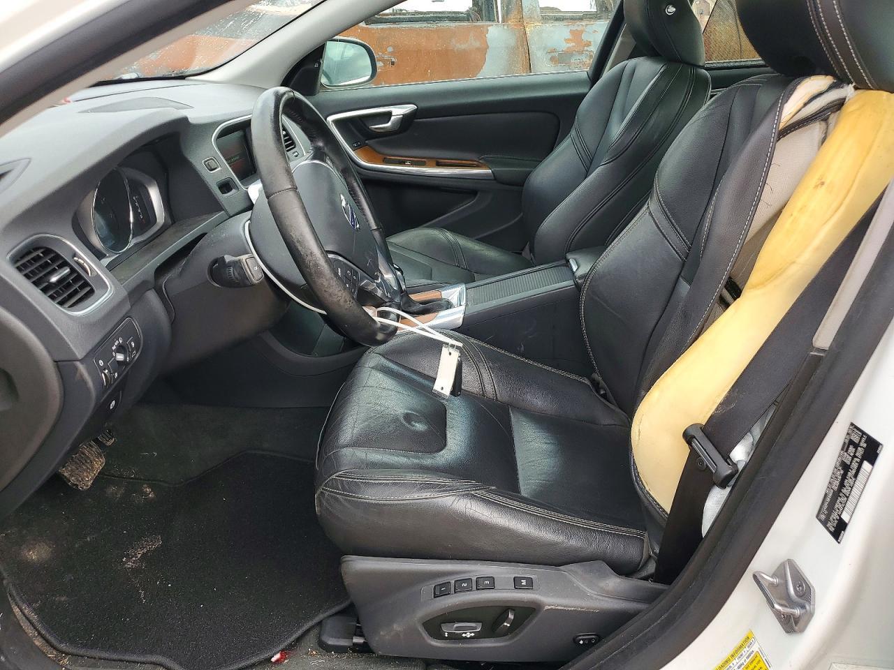 2016 Volvo S60 Premier - Фото 7