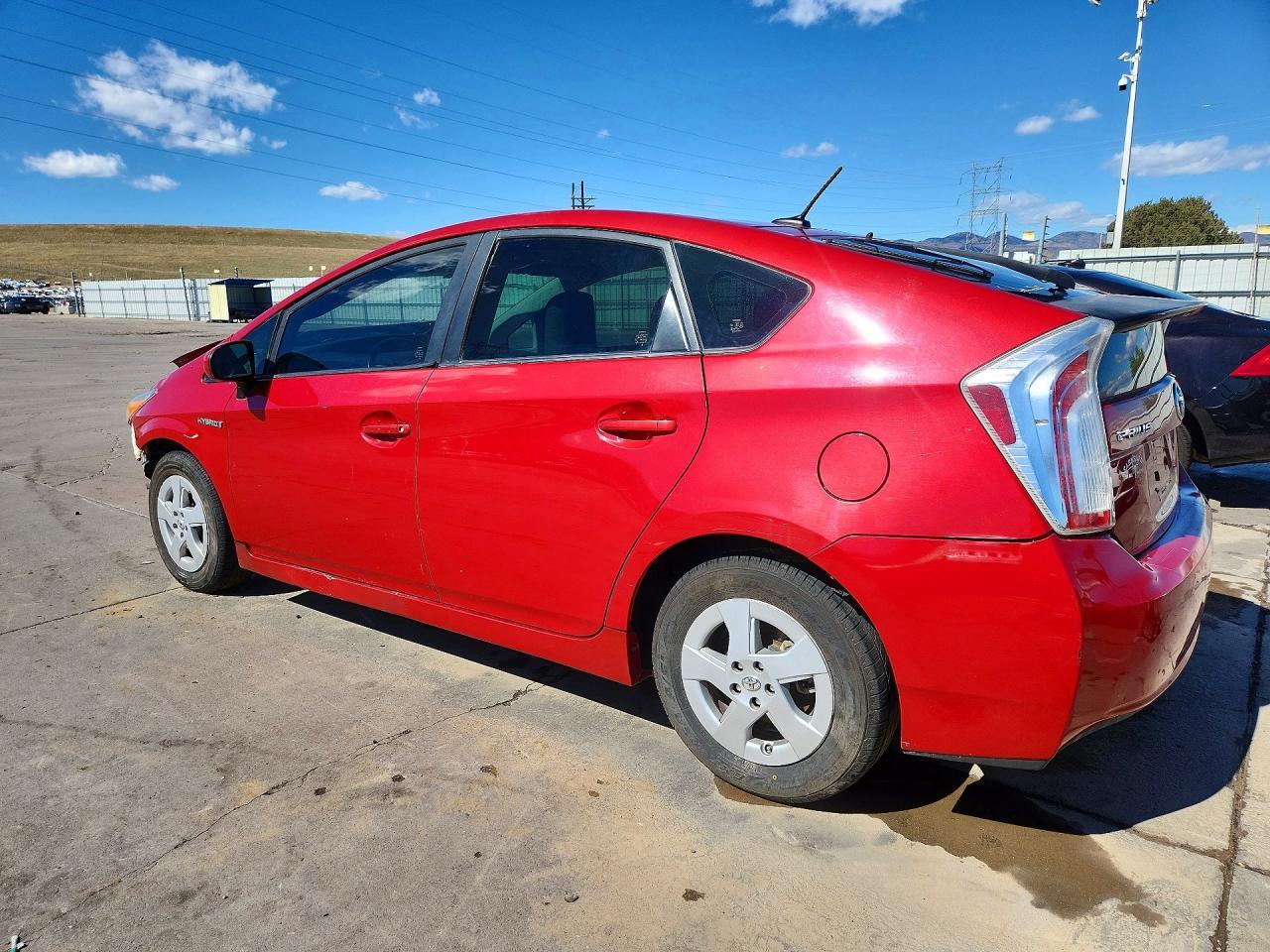 2013 Toyota Prius Three - Фото 2