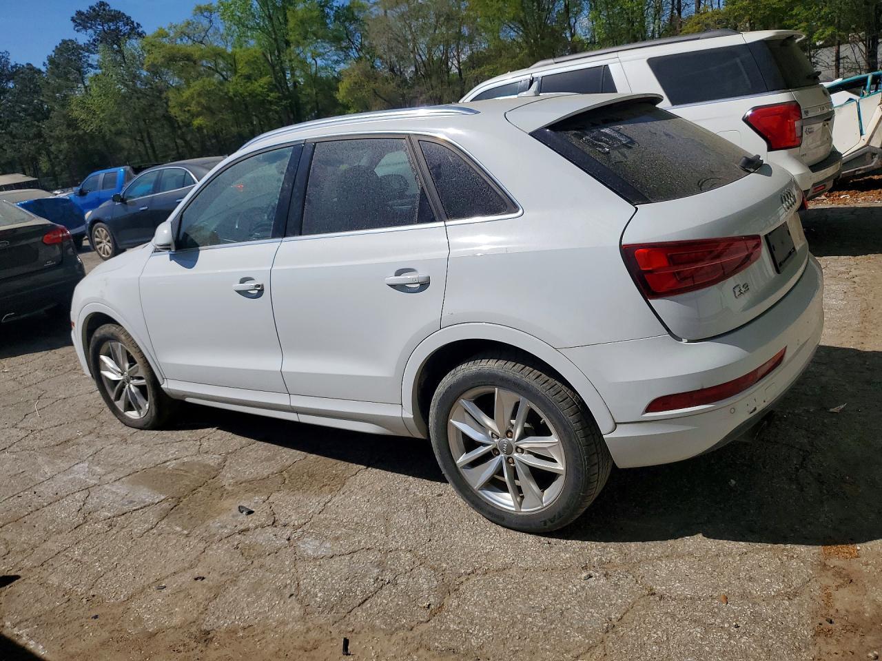 2017 Audi Q3 Premium Plus - Фото 2