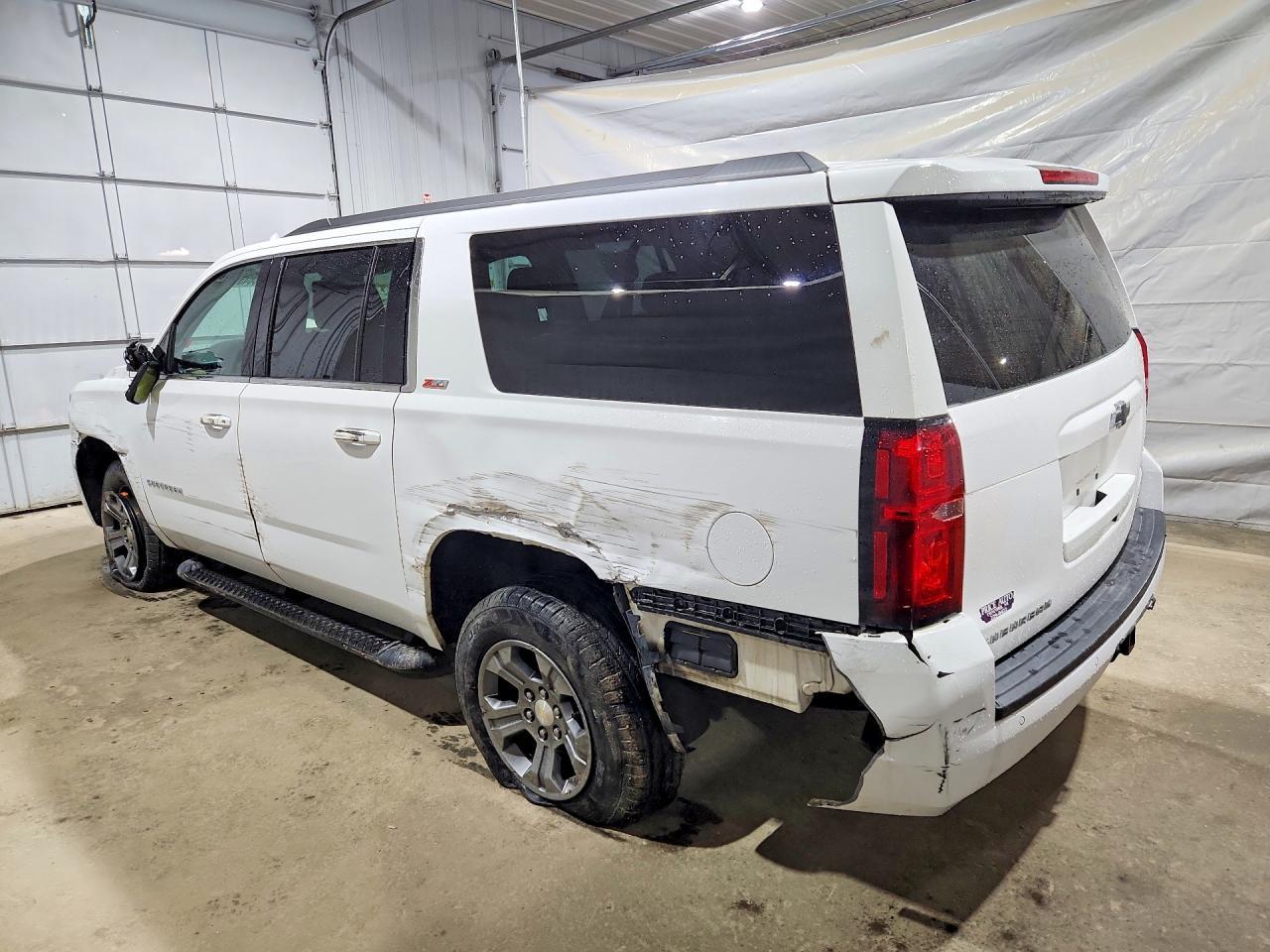 2019 Chevrolet Suburban K1500 Lt - Image 2