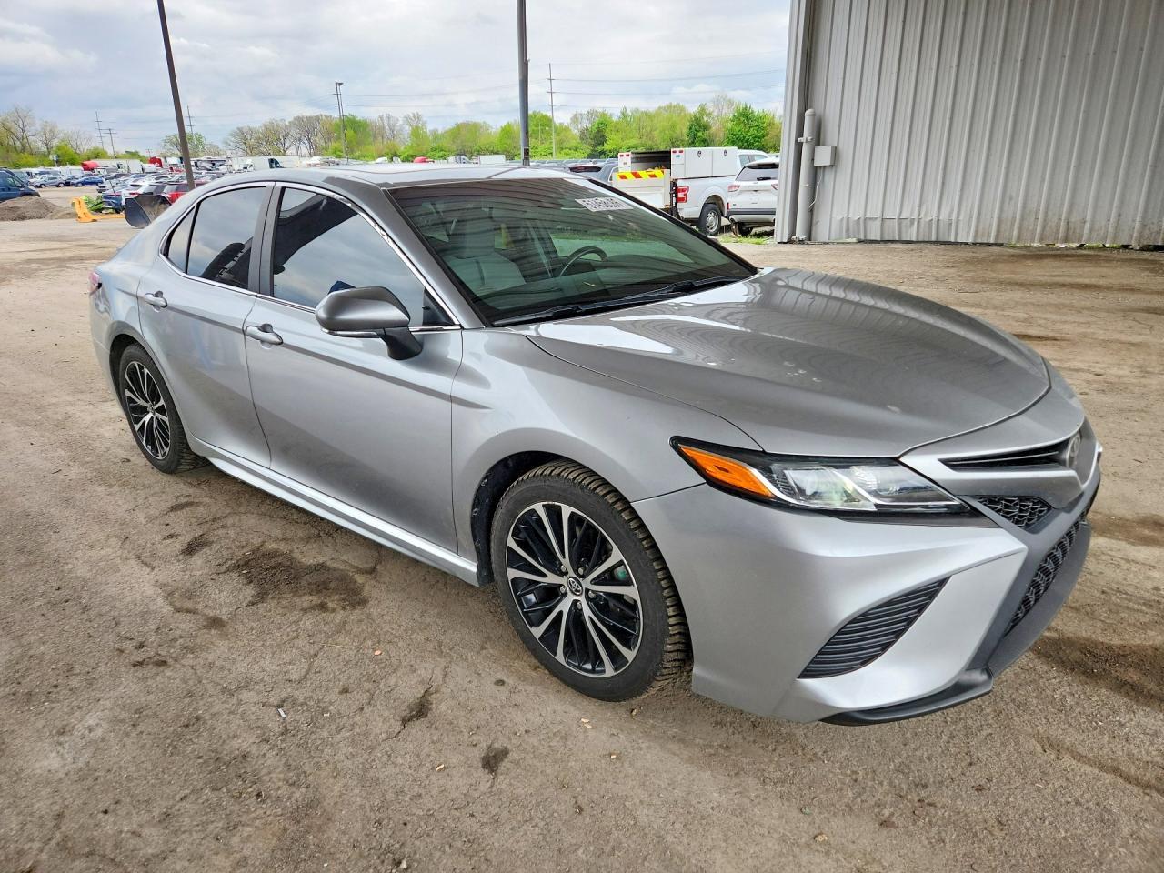 2018 Toyota Camry Se - Фото 4