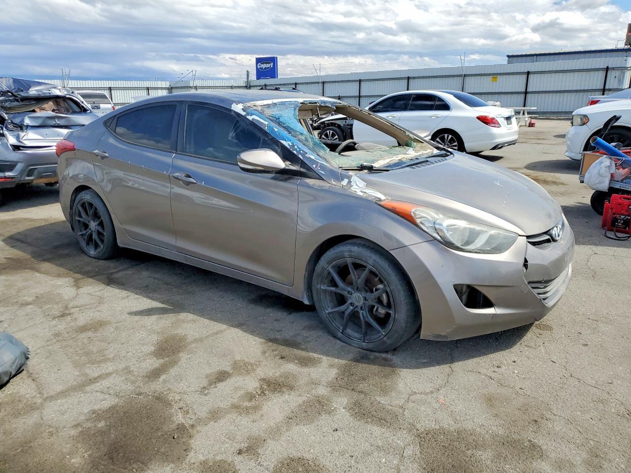 2013 Hyundai Elantra Limited - Image 4