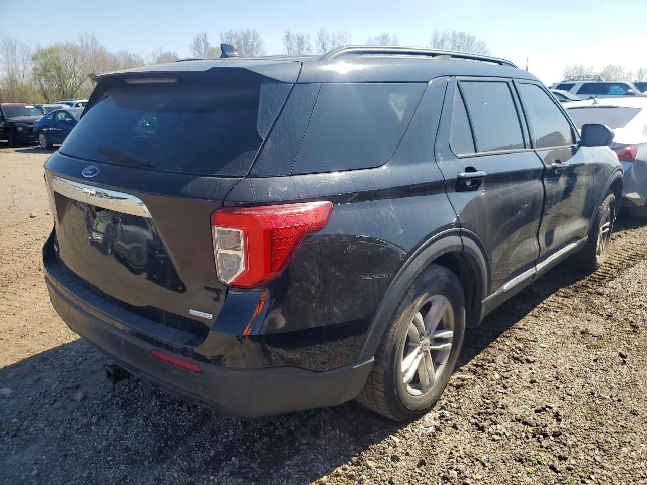 2020 Ford Explorer Xlt - Фото 3