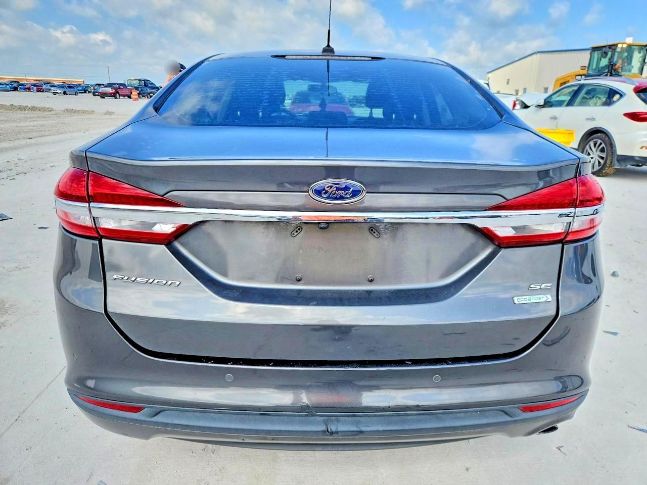 2017 Ford Fusion - Фото 6