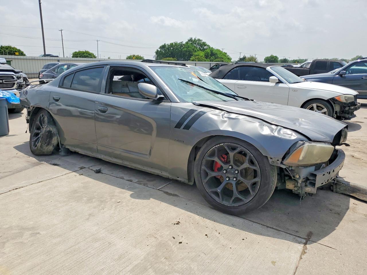 2011 Dodge Charger R - Image 4