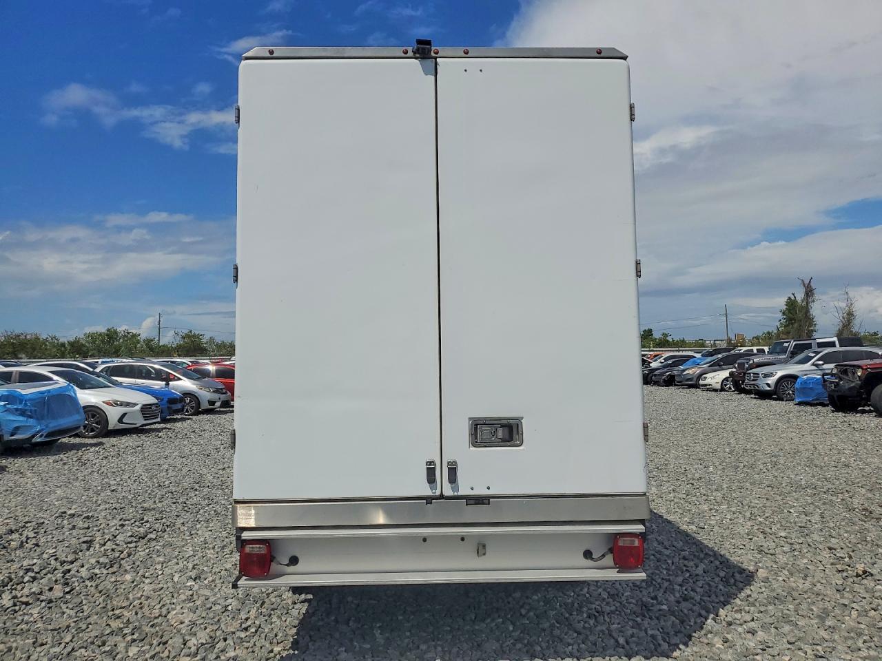 2021 Ford Transit Delivery Truck - Image 6