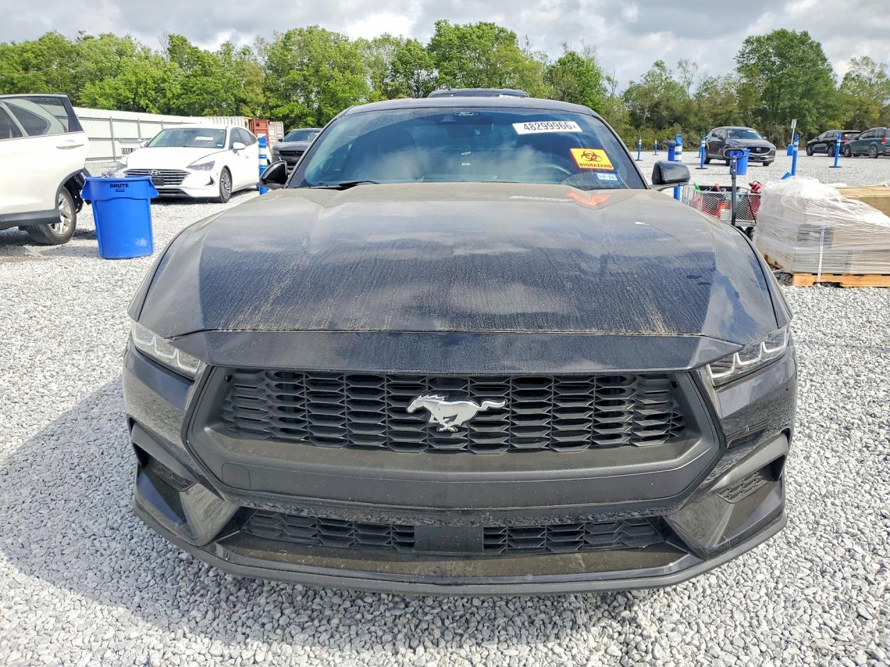 2025 Ford Mustang - Image 5
