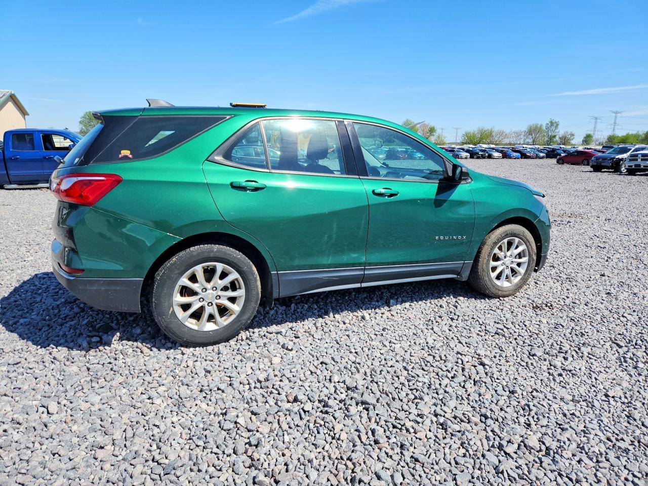 2018 Chevrolet Equinox Ls - Фото 3