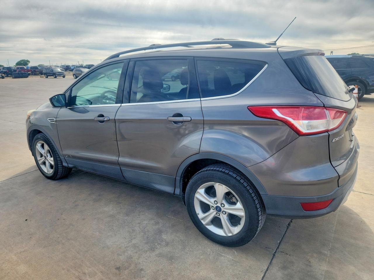 2013 Ford Escape Se - Фото 2