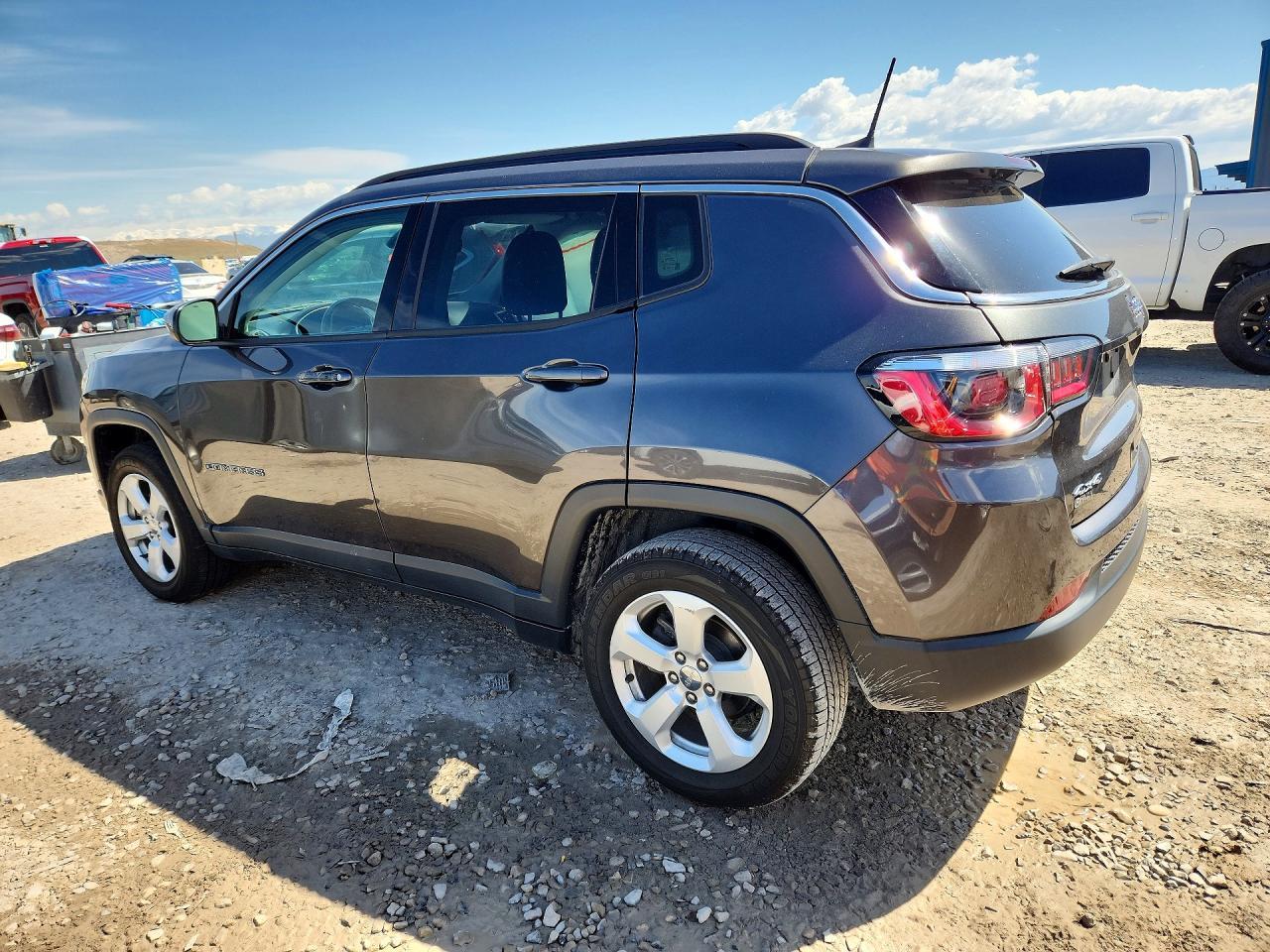 2018 Jeep Compass Latitude - Фото 2