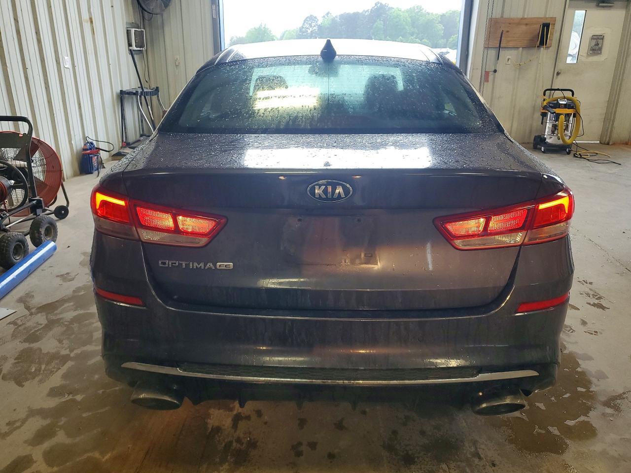 2019 Kia Optima S - Image 6