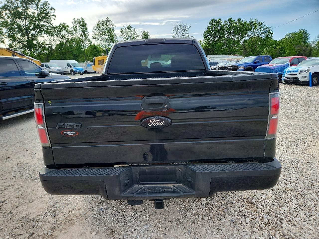 2013 Ford F150 Super Cab - Фото 6