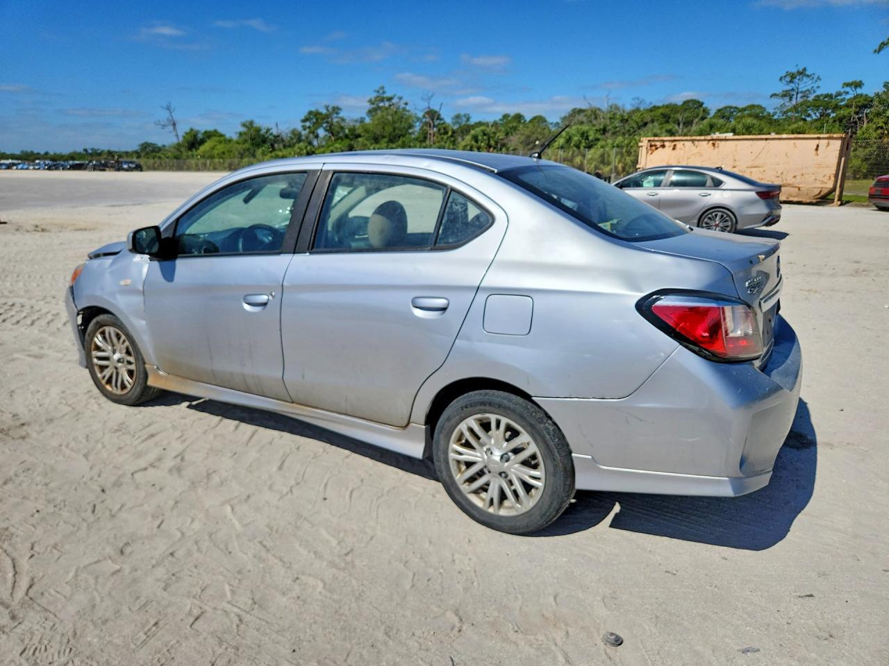 2021 Mitsubishi Mirage G4 Es - Image 2