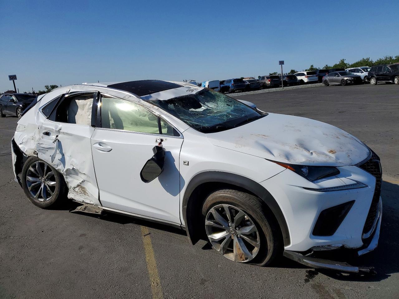 2021 Lexus Nx 300 F Sport - Фото 4
