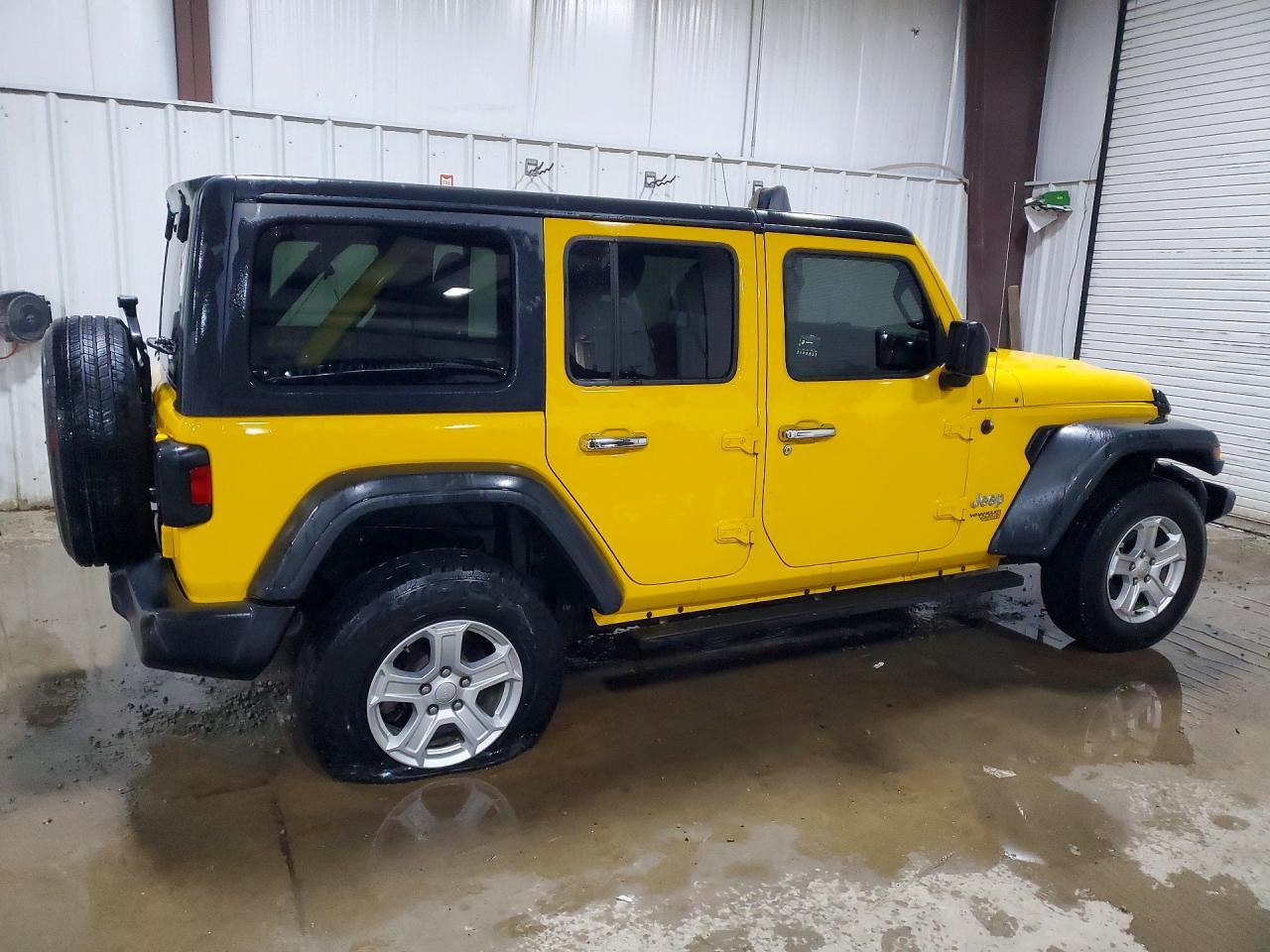 2019 Jeep Wrangler Unlimited Sport - Image 3