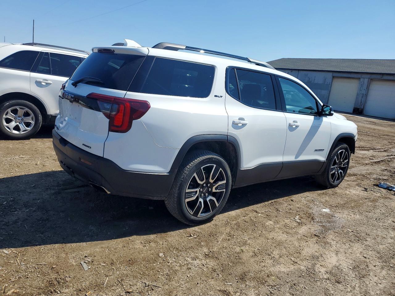 2021 GMC Acadia Slt - Image 3