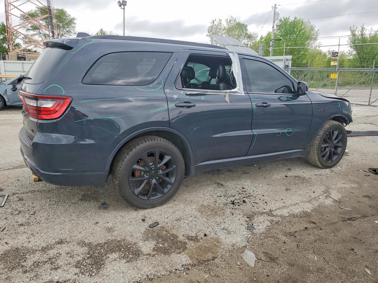 2017 Dodge Durango R - Image 3