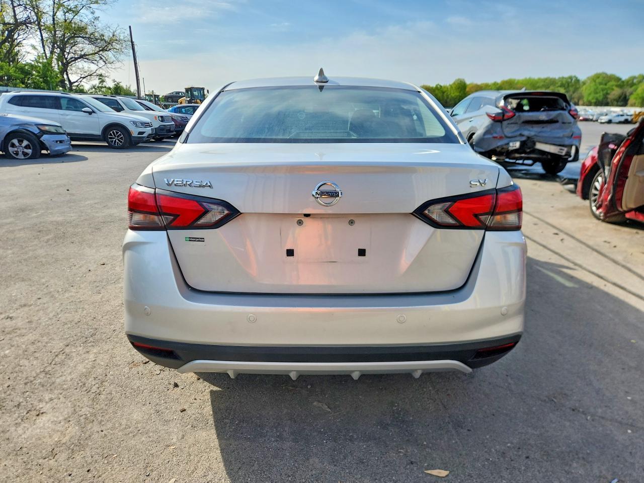 2021 Nissan Versa Sv - Фото 6
