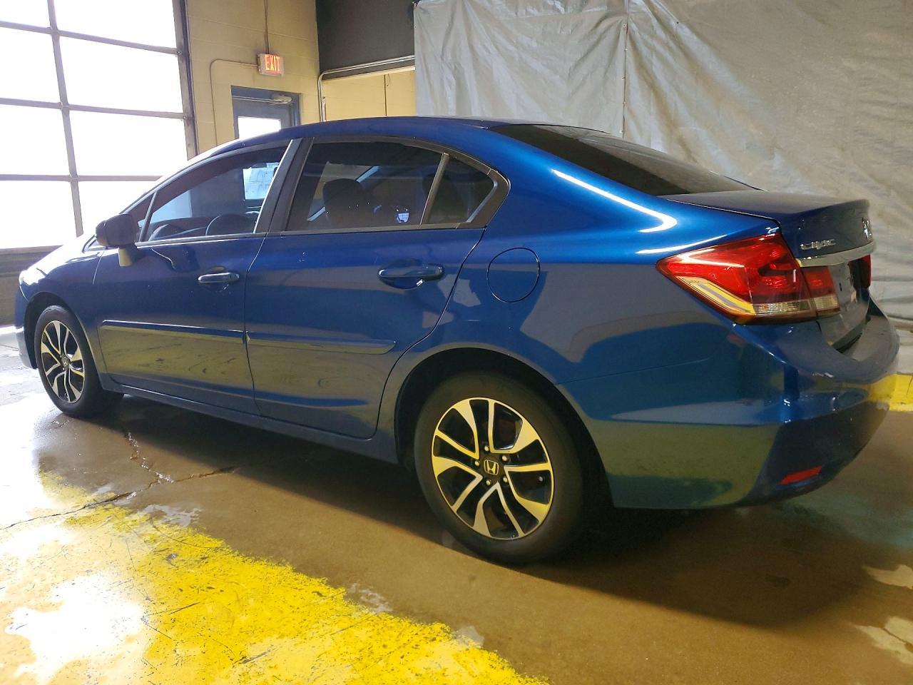2015 Honda Civic Ex - Image 2