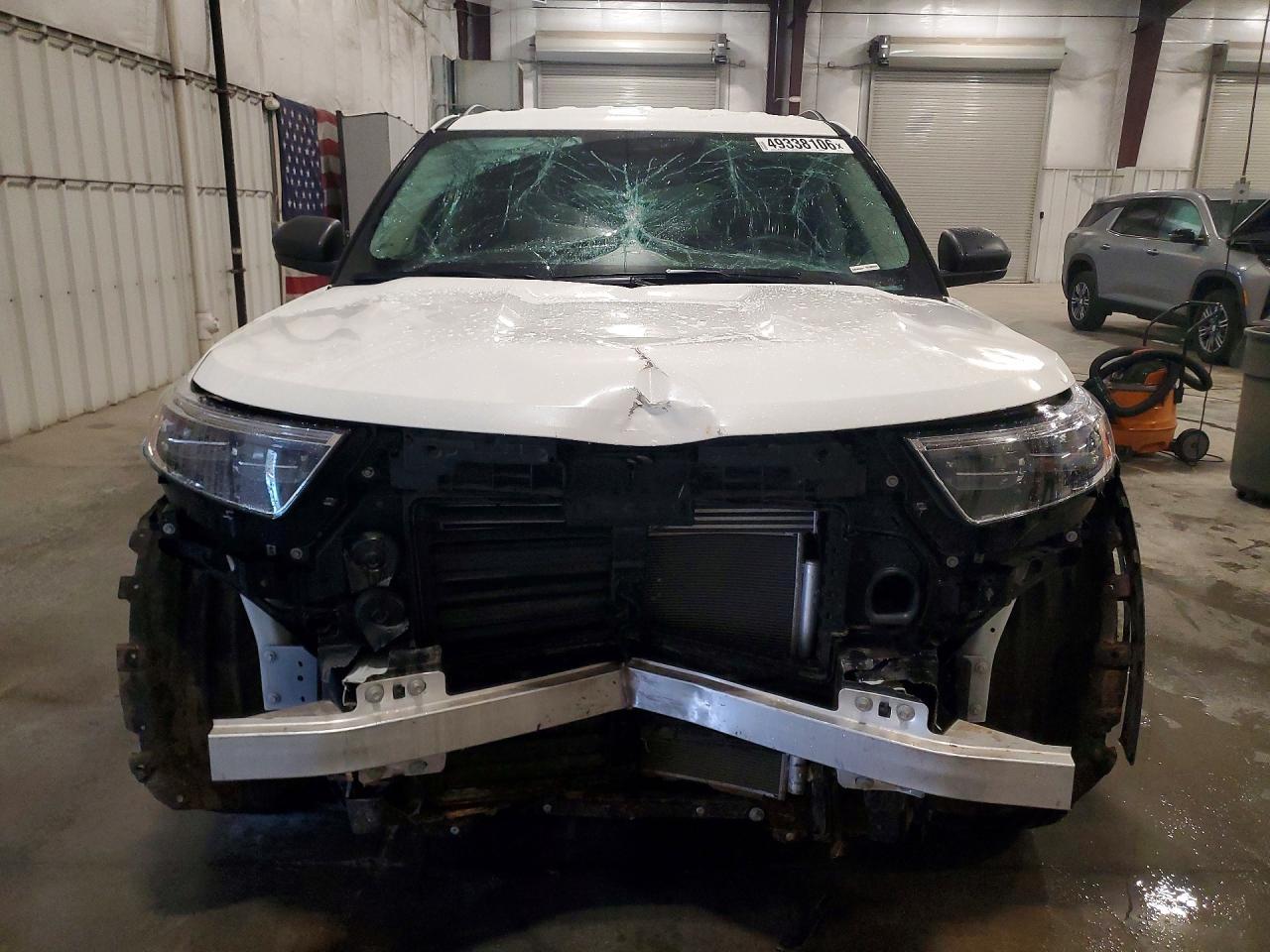 2023 Ford Explorer Xlt - Фото 5