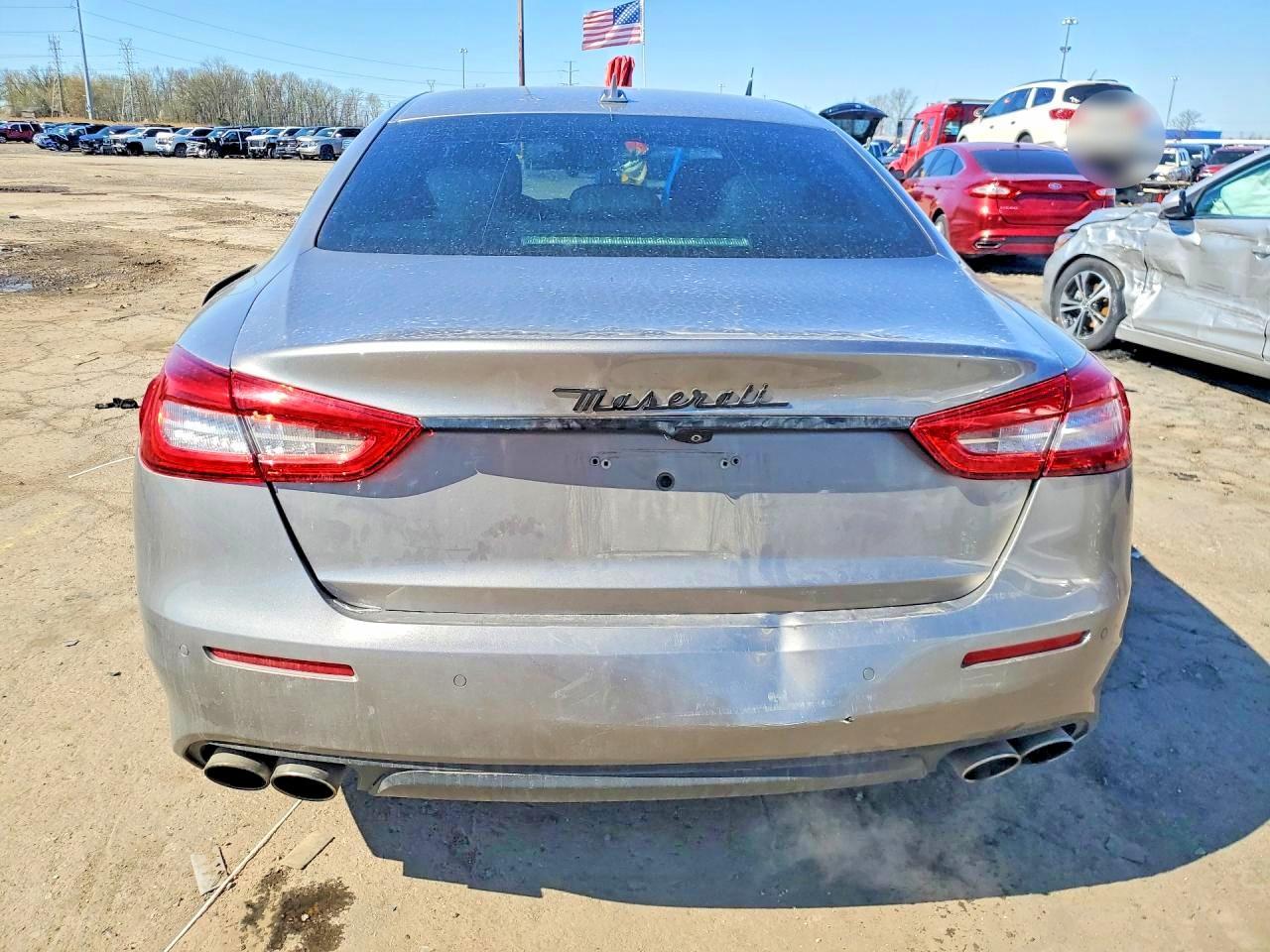 2017 Maserati Quattroporte S - Фото 6
