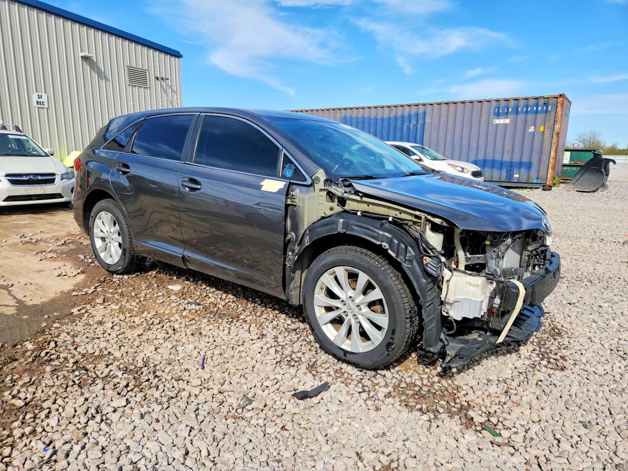 2015 Toyota Venza Le - Image 4