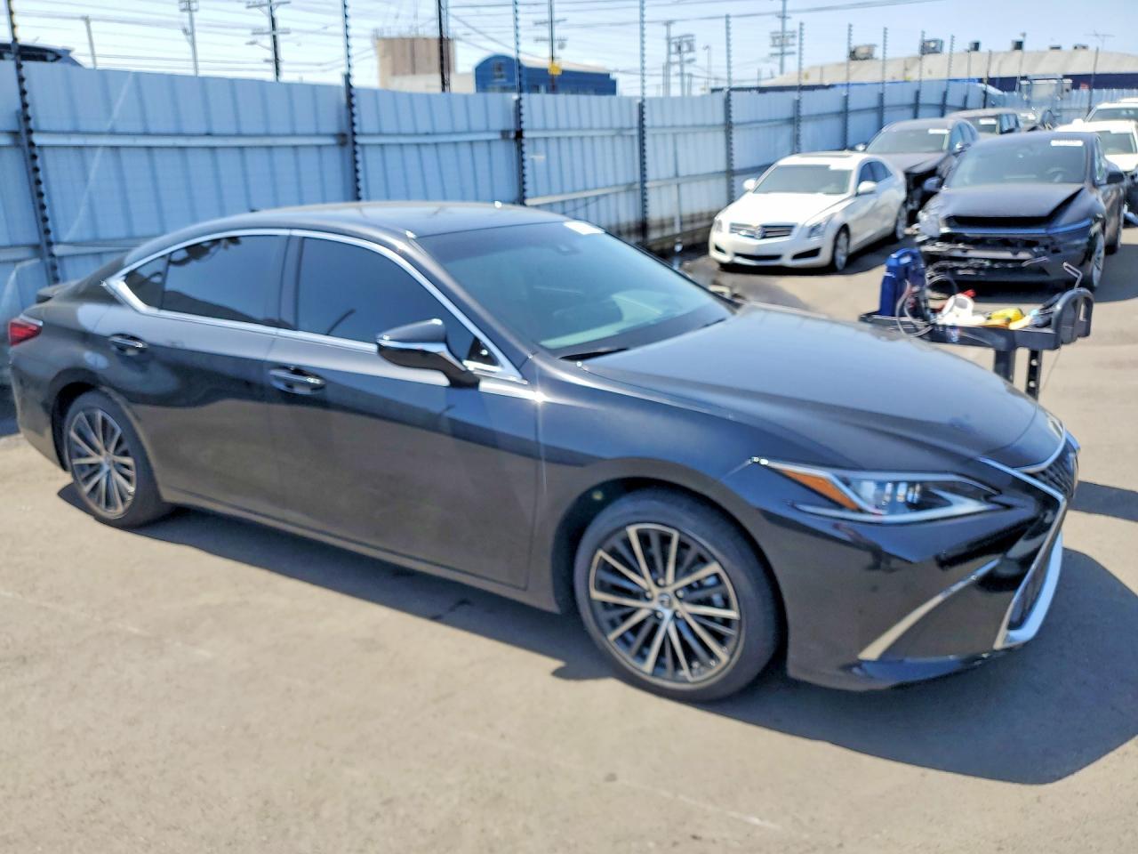 2025 Lexus Es 300H Base - Фото 4
