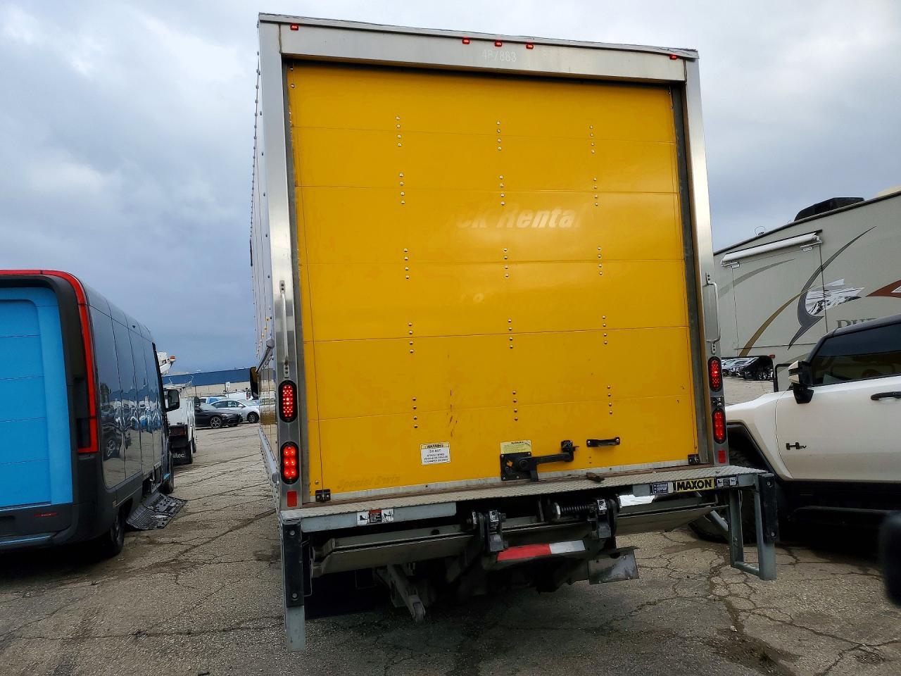 2021 Isuzu Npr Hd Box Truck - Фото 6