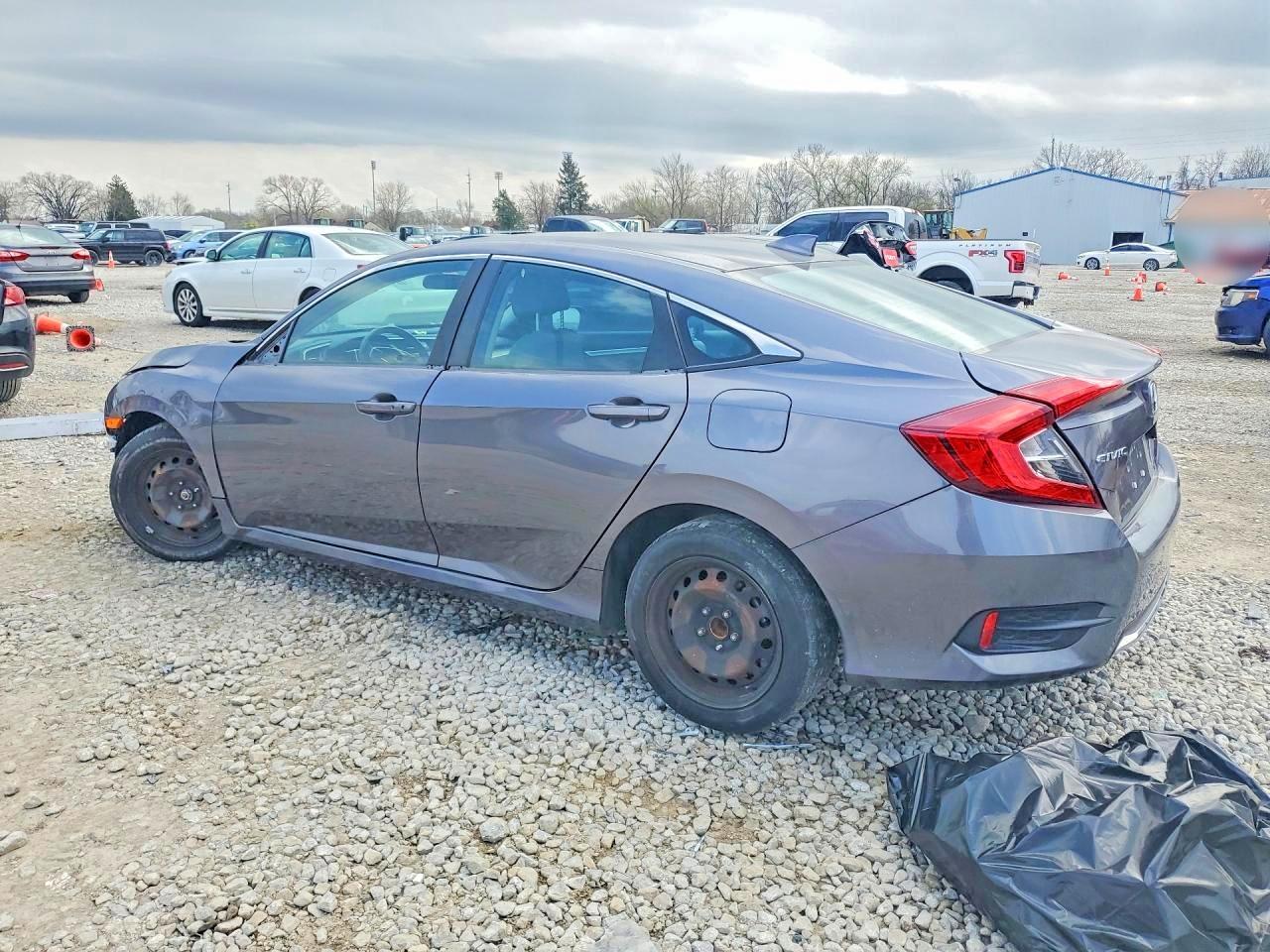 2018 Honda Civic Ex - Image 2