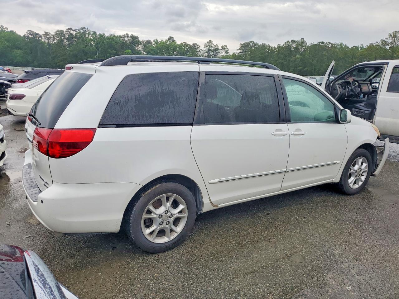 2005 Toyota Sienna Xle Limited 7 Passenger - Image 3