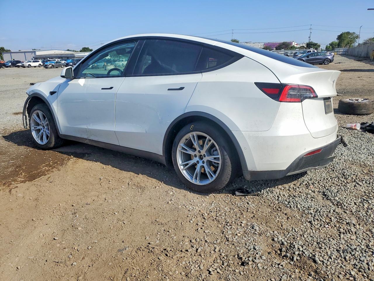 2020 Tesla Model Y - Фото 2
