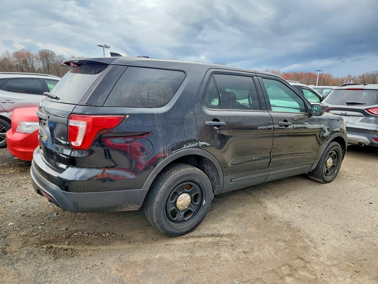 2017 Ford Explorer Police Interceptor - Фото 3