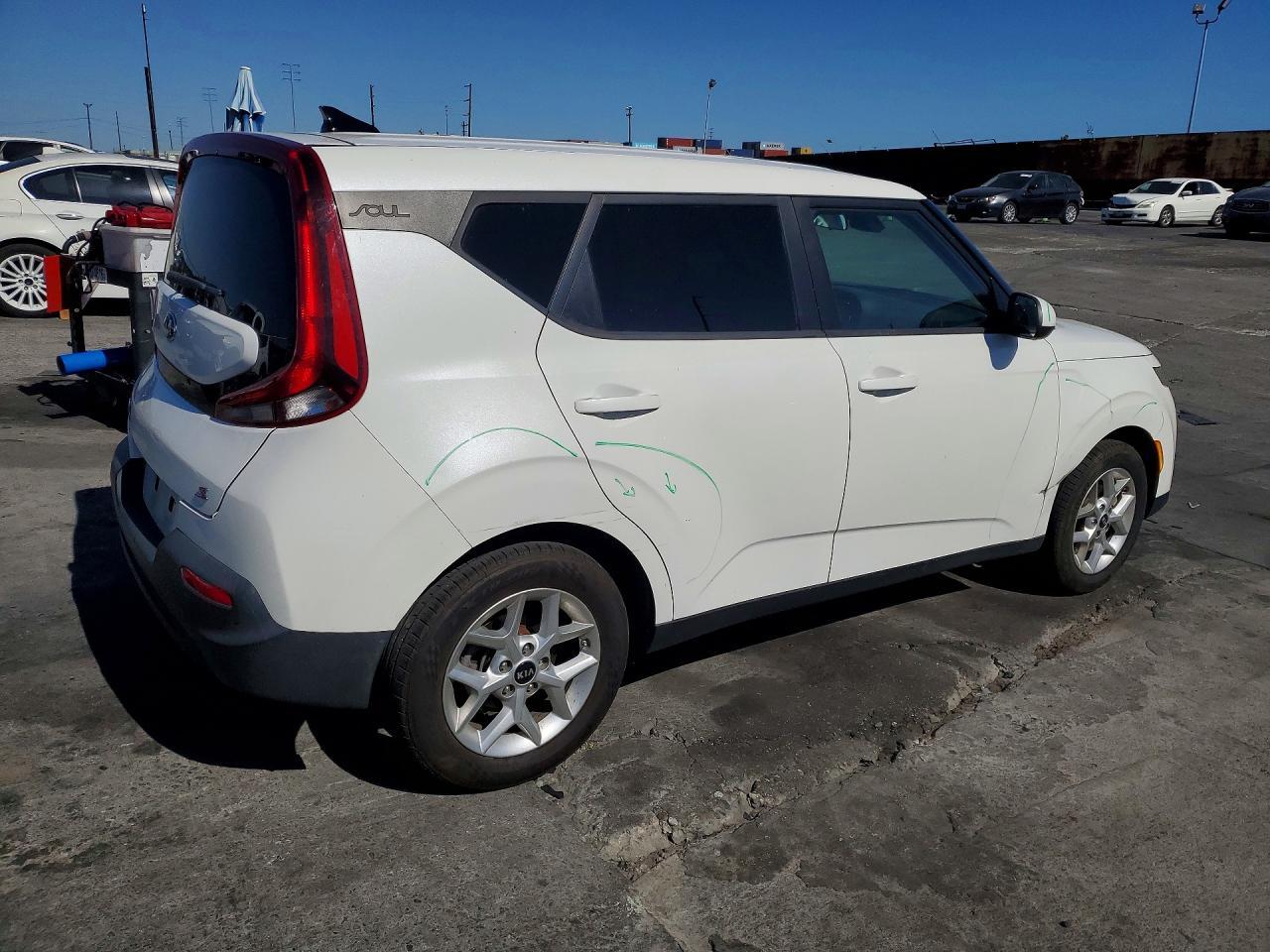 2020 Kia Soul S - Image 3