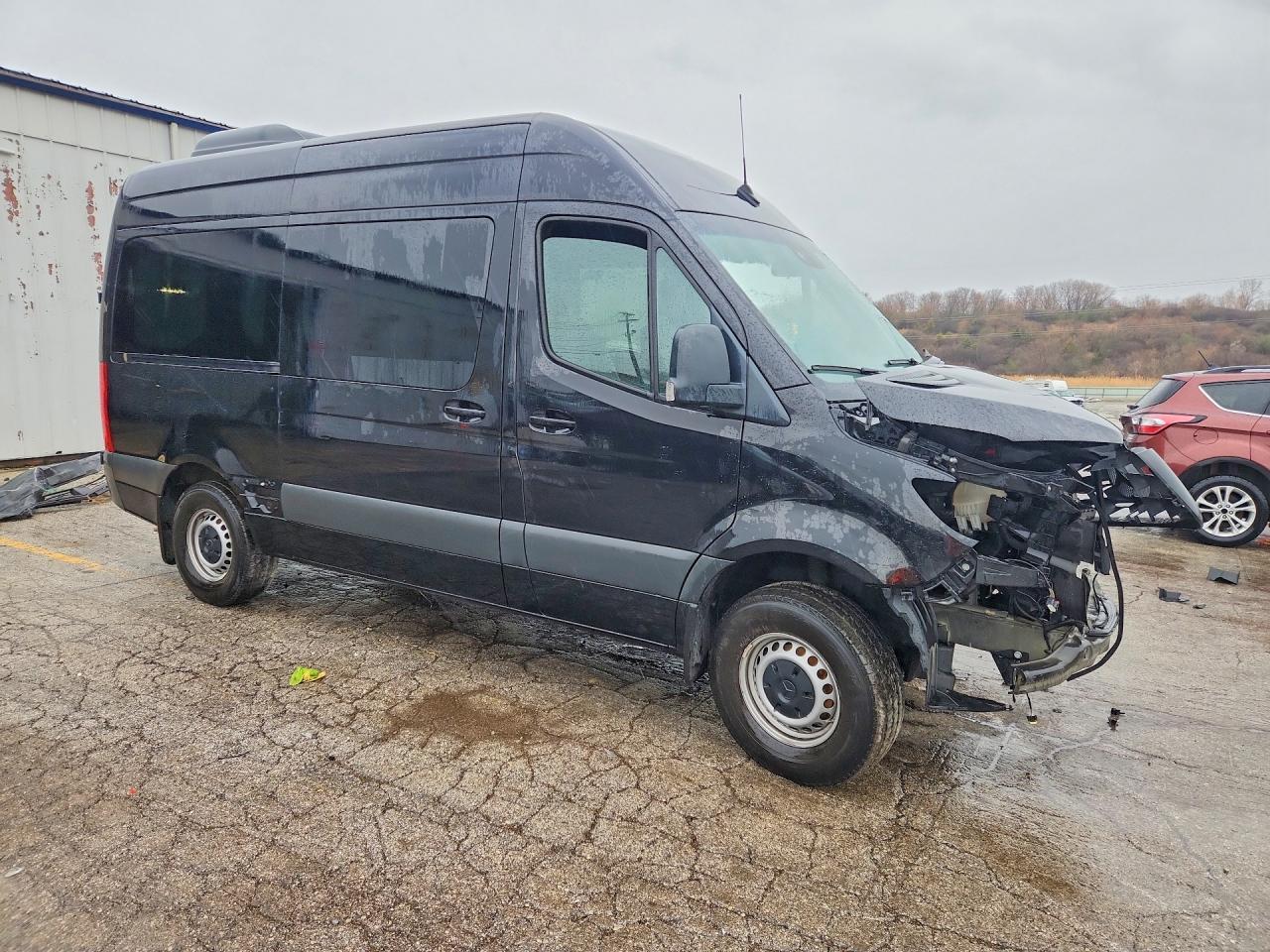 2023 Mercedes-Benz Sprinter 2500 - Фото 4