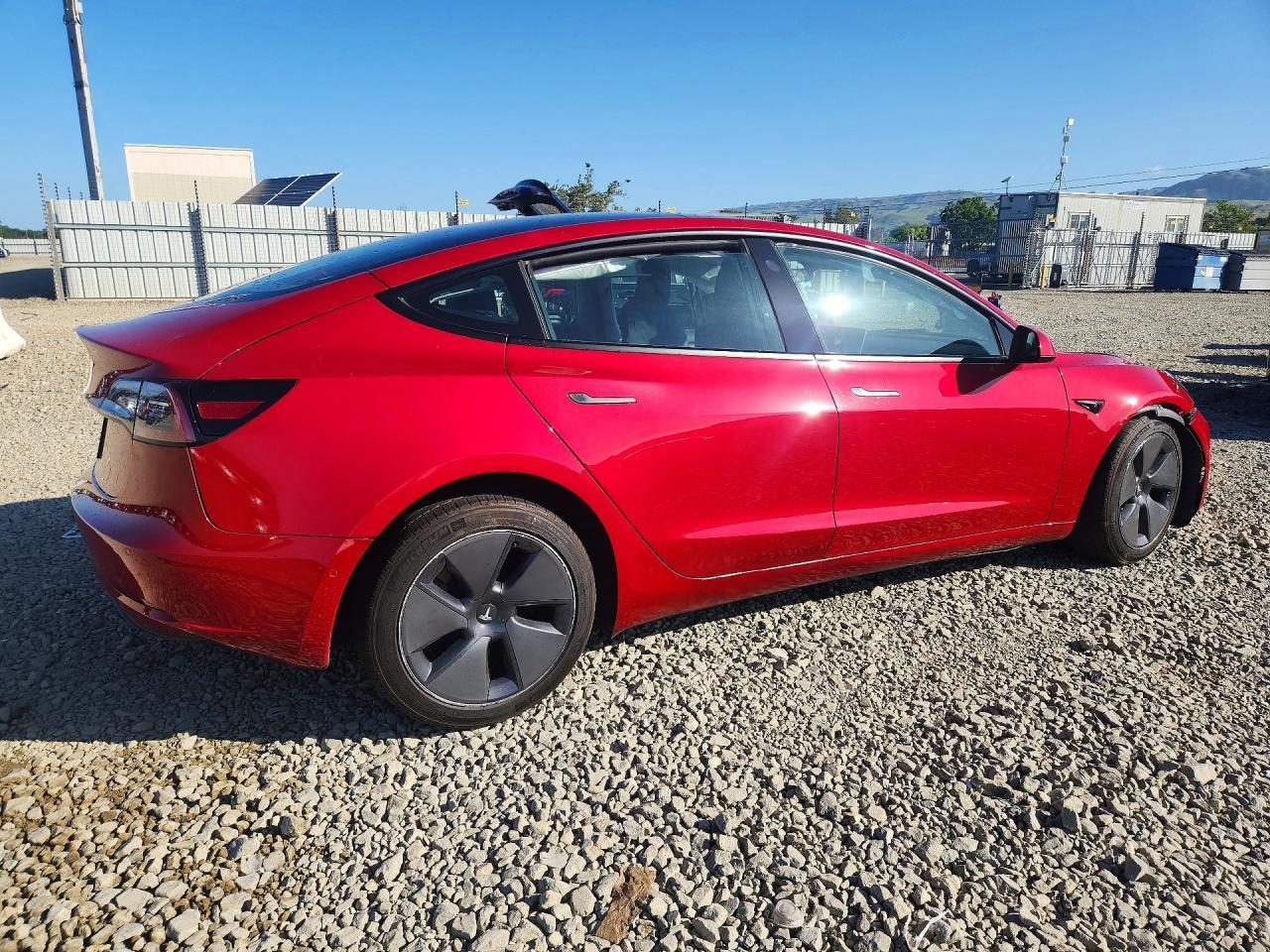 2022 Tesla Model 3 - Фото 3