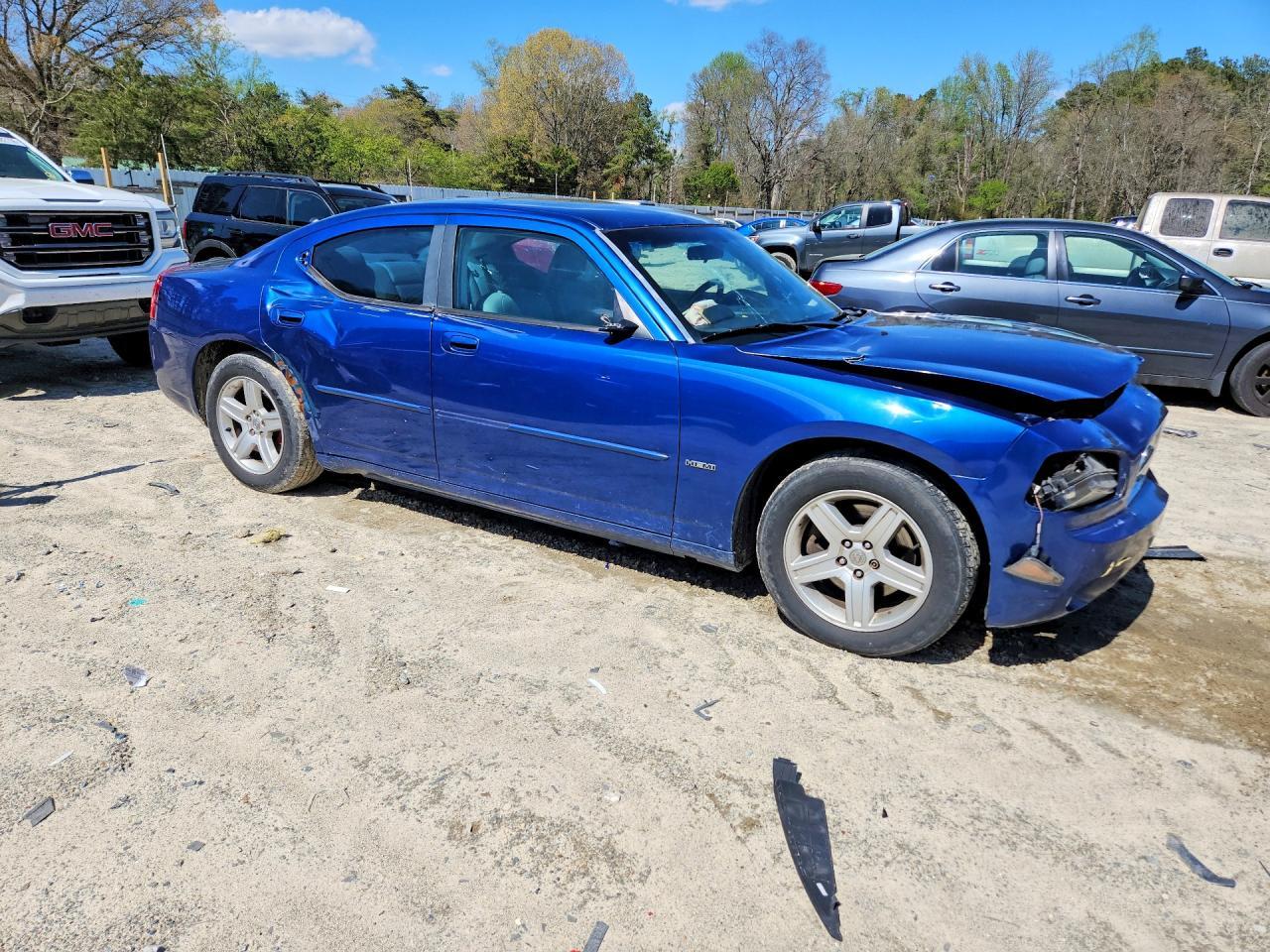 2010 Dodge Charger R - Image 4