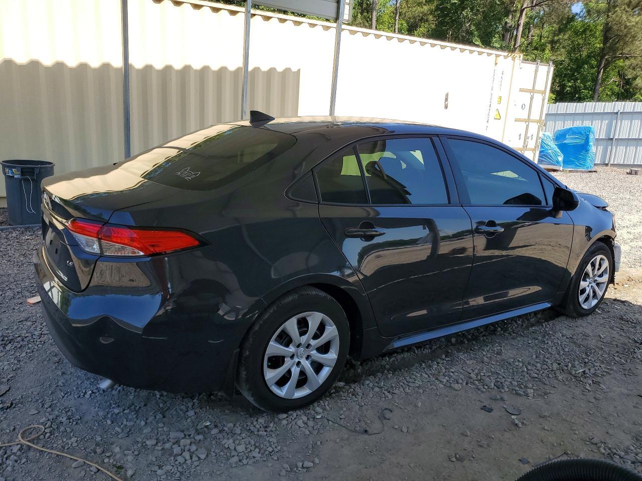 2025 Toyota Corolla Le - Image 3