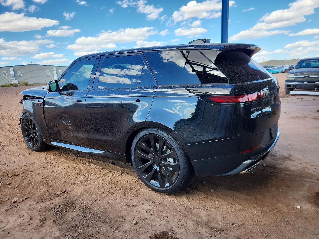 2026 Land Rover Range Rover Sport Se - Image 2