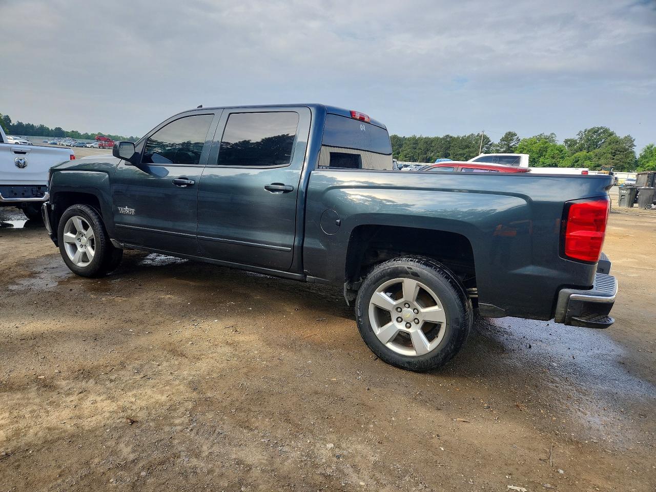 2018 Chevrolet Silverado C1500 Lt - Image 2